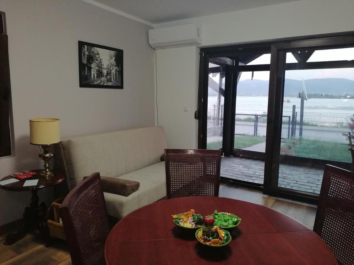 Apartman Sandrina Golubac Extérieur photo