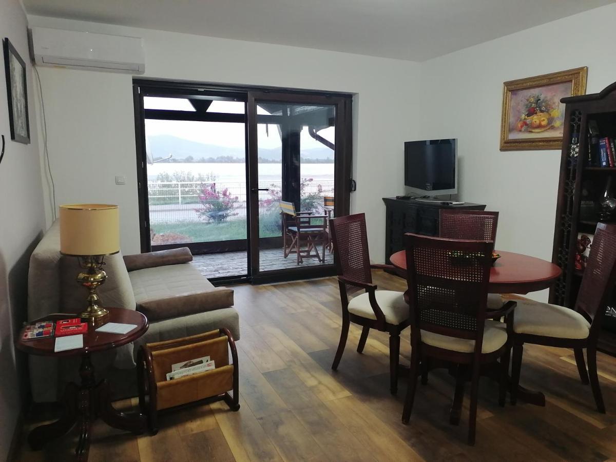 Apartman Sandrina Golubac Extérieur photo